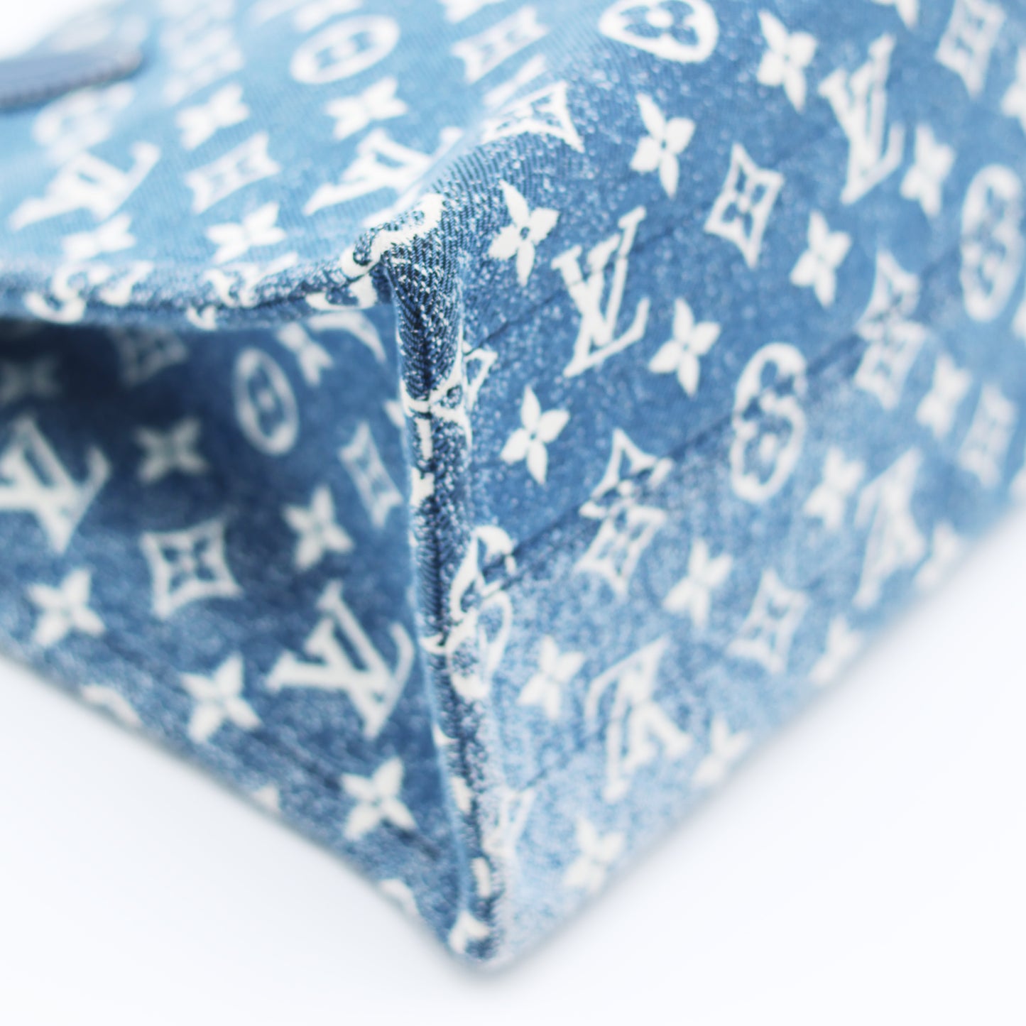 Louis Vuitton Monogram Jacquard Denim On The Go MM Bleu
